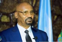 Danjiraha Itoobiya U Fadhiya Muqdiisho Oo Dhaliilay Jaamacadda Carabta